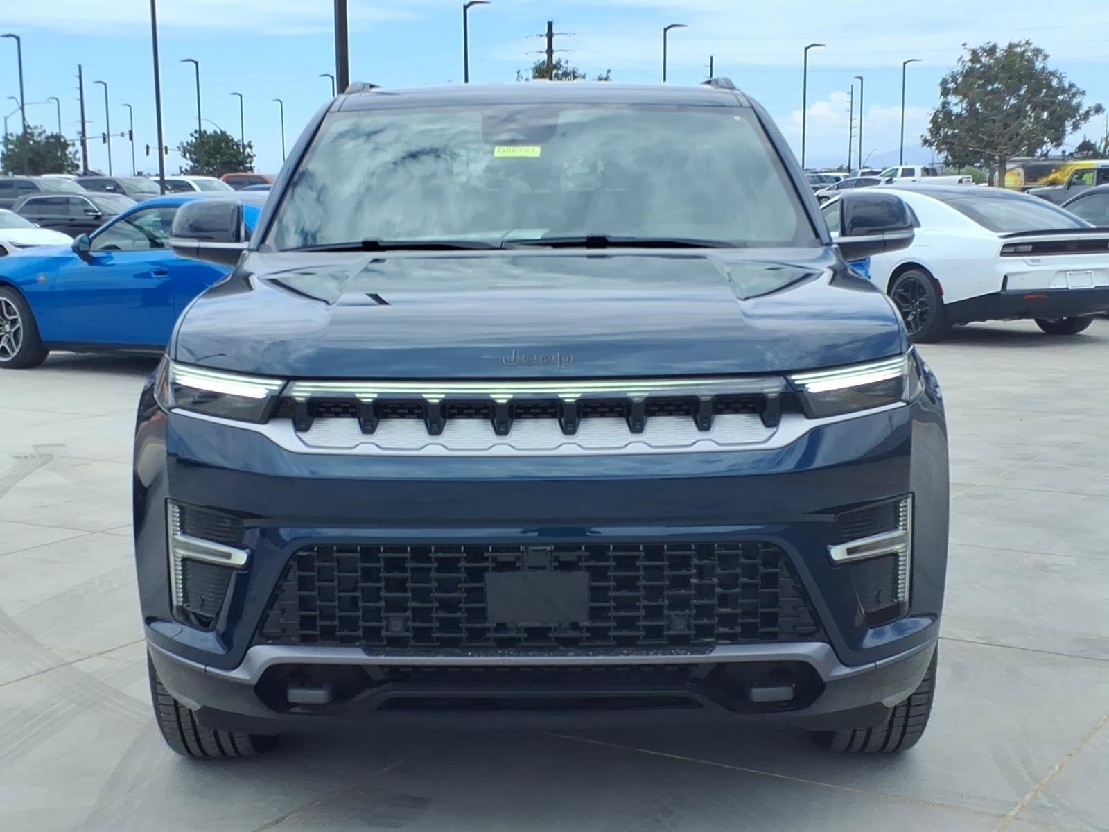 New 2026 Fathom Blue Pearl-Coat Exterior Paint (Late Availability) Jeep  image 2