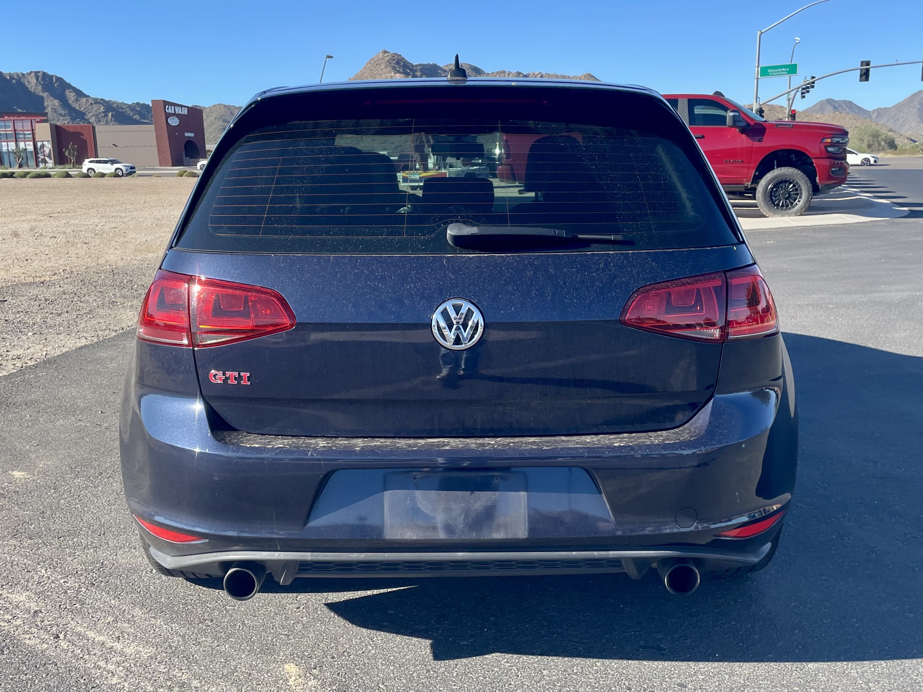 Used 2016 Night Blue Volkswagen Autobahn image 4