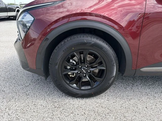 Used 2023 Red Kia X-Pro image 32