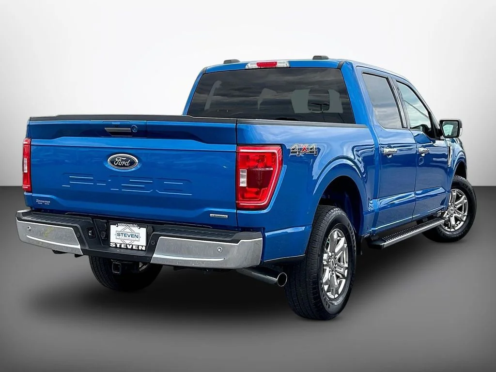 Certified Used 2021 Velocity Blue Metallic Ford XLT image 6