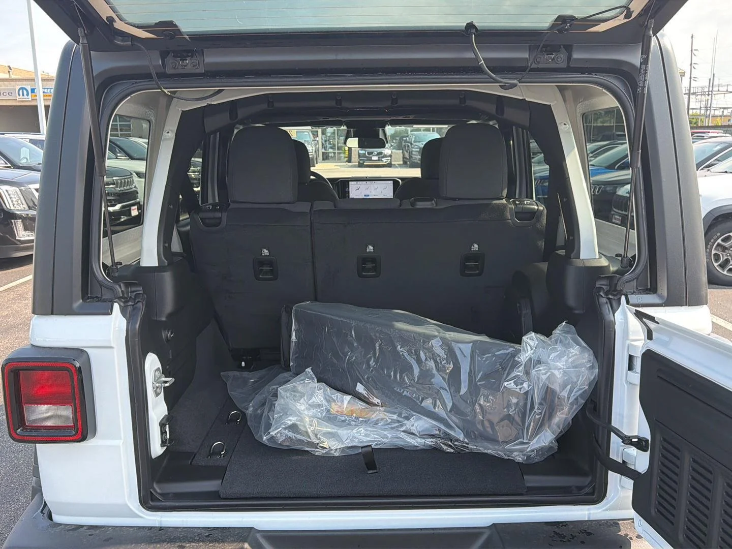 New 2026 Bright White Clearcoat Jeep Sport S image 19