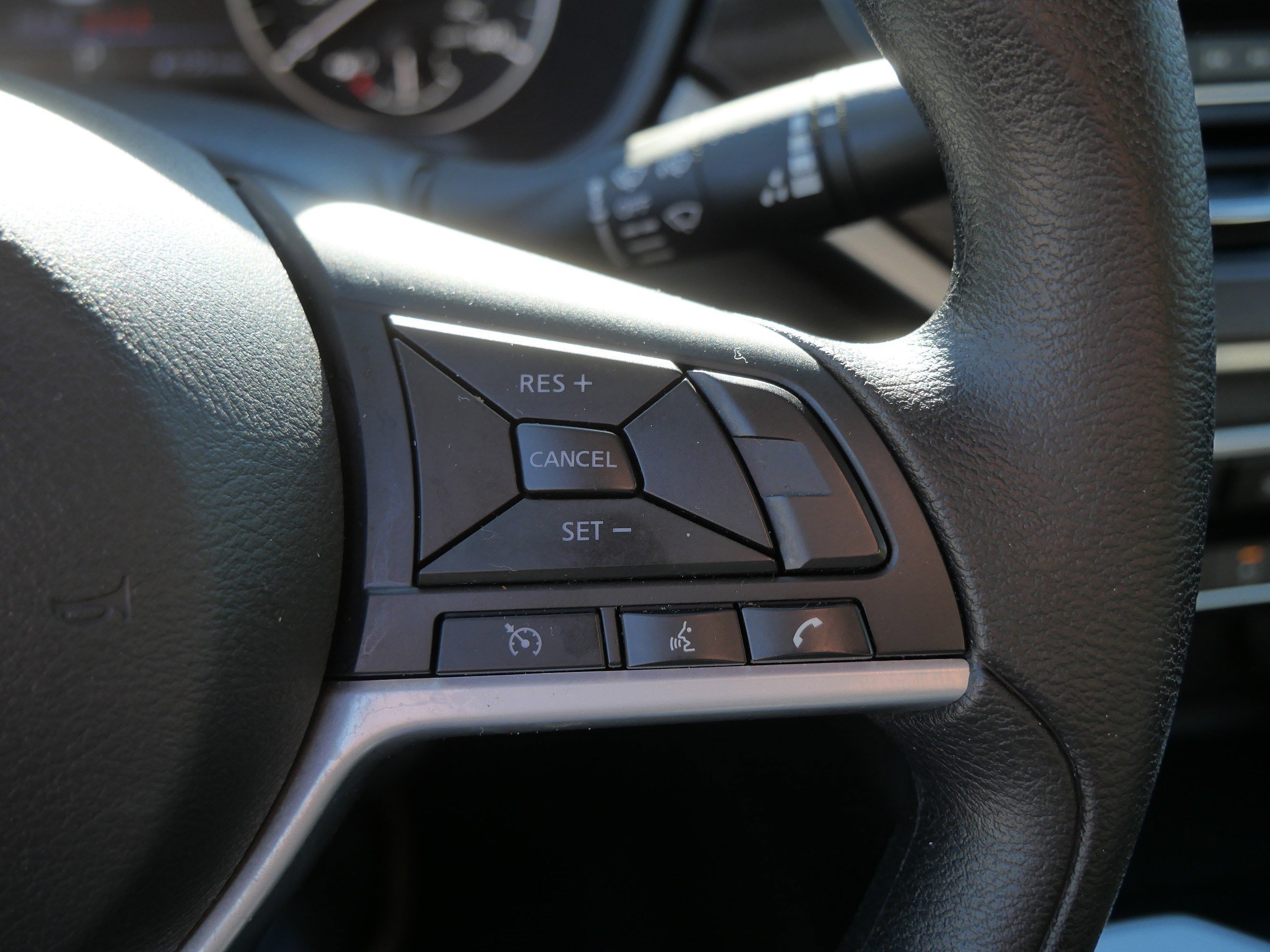 Used 2025 Gun Metallic Nissan SV image 28
