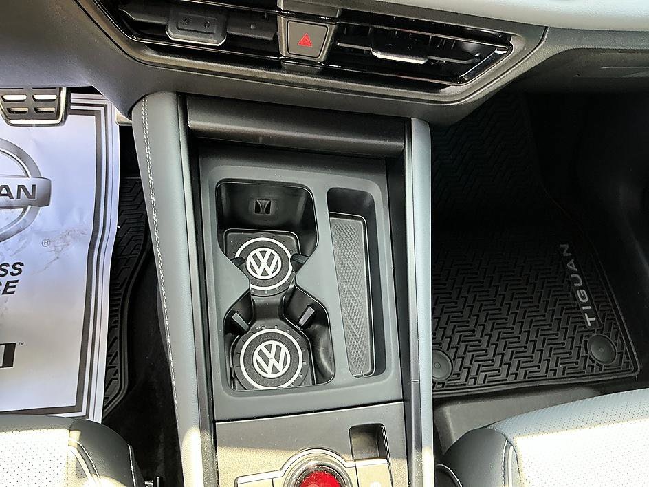 Used 2026 Opal White Volkswagen SEL R-Line Turbo image 19