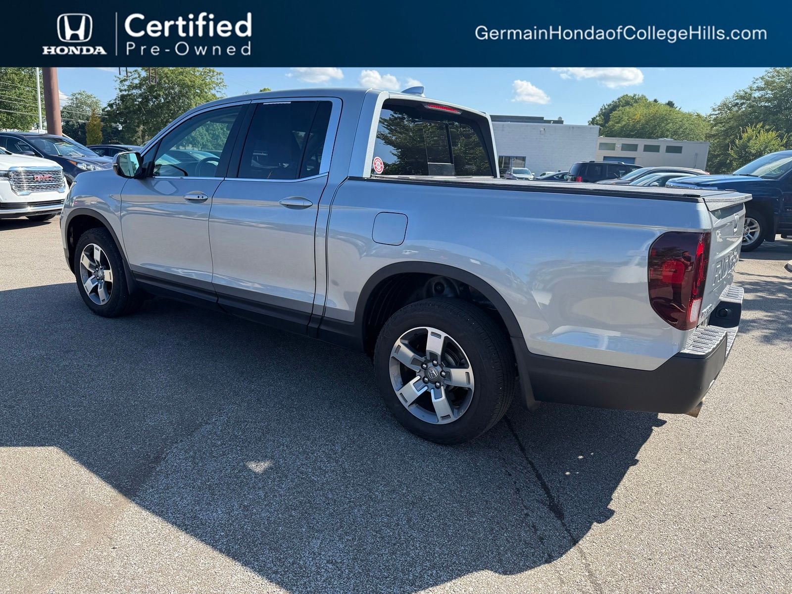 Certified Used 2024 Lunar Silver Metallic Honda RTL image 9