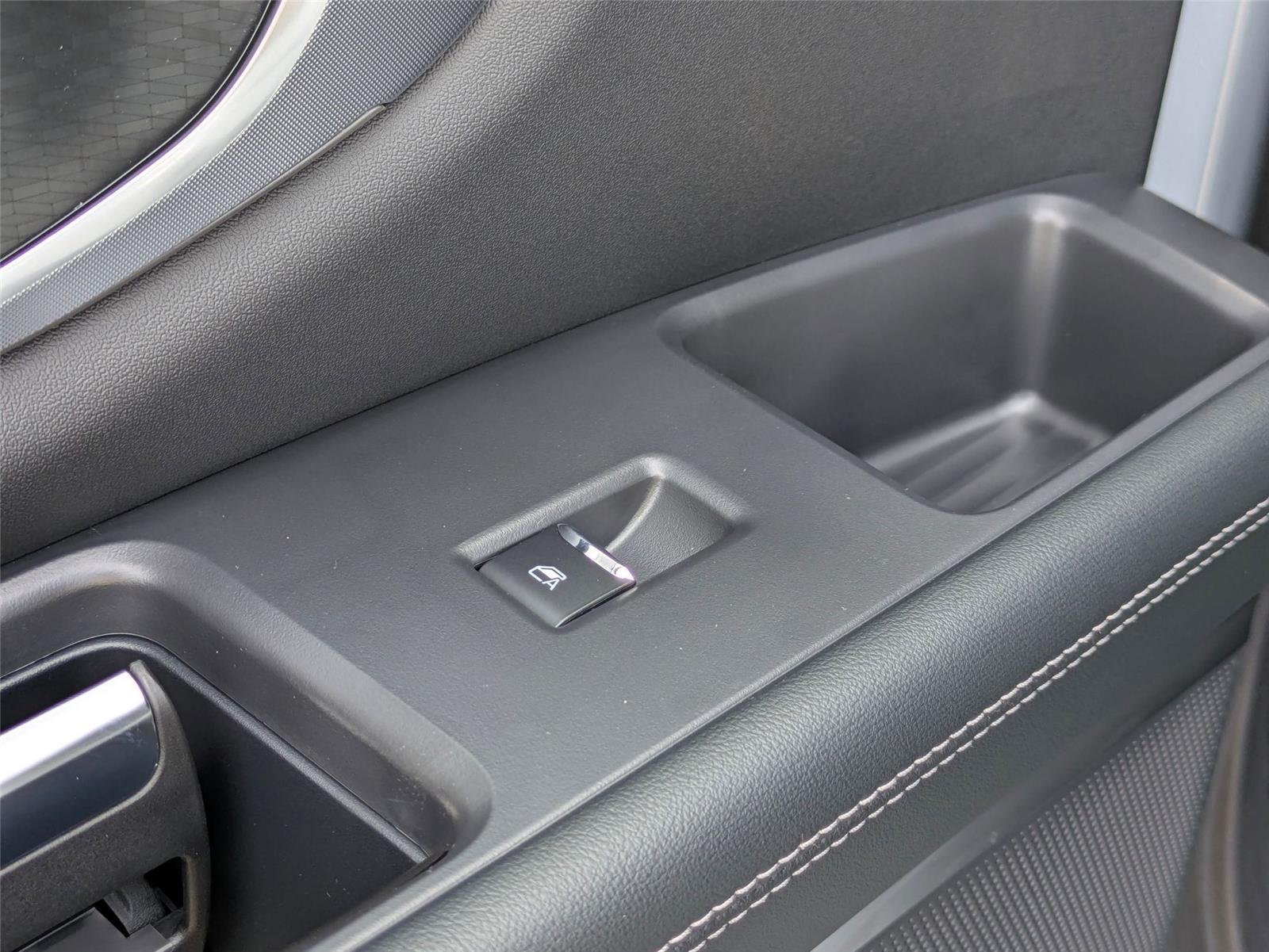 New 2026 Glacier Gray Metallic Tri-Coat Ford Platinum® image 27