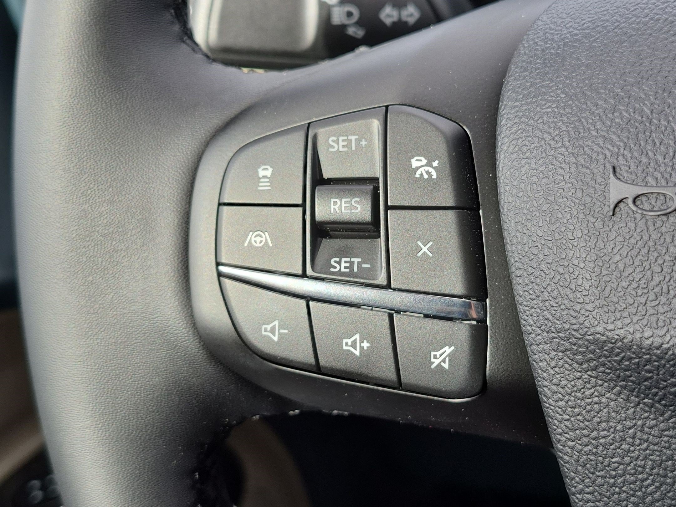 Used 2026 Blue Ford LARIAT image 16
