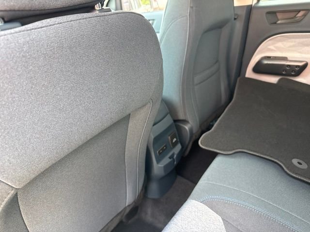 New 2026 Oxford White Ford XLT image 18