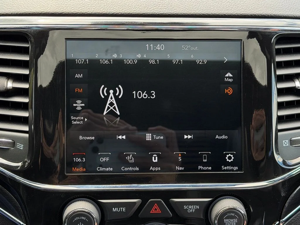 Used 2021 Green Jeep Trailhawk image 9