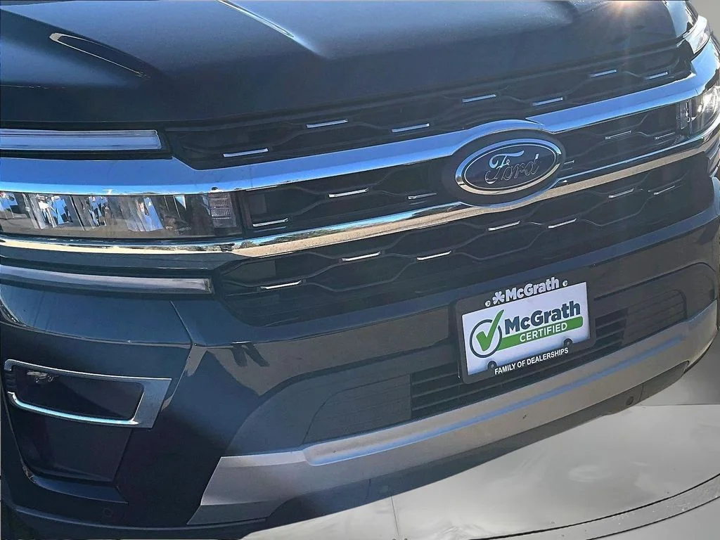 Used 2024 Black Ford Limited image 32