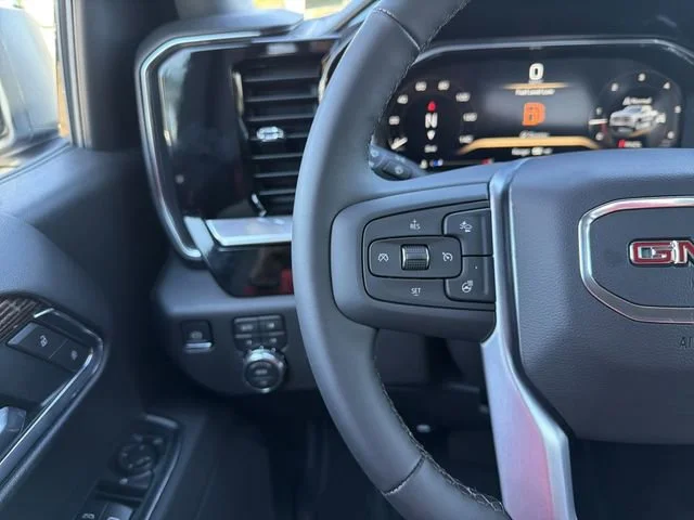 New 2026 Summit White GMC SLE image 31