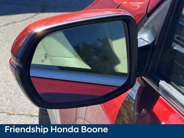 Used 2019 Red Honda Touring image 16