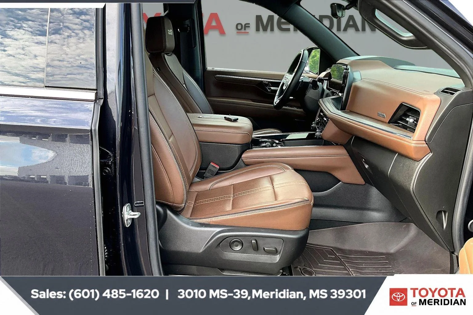 Used 2025 Dark Ash Metallic Chevrolet High Country image 6