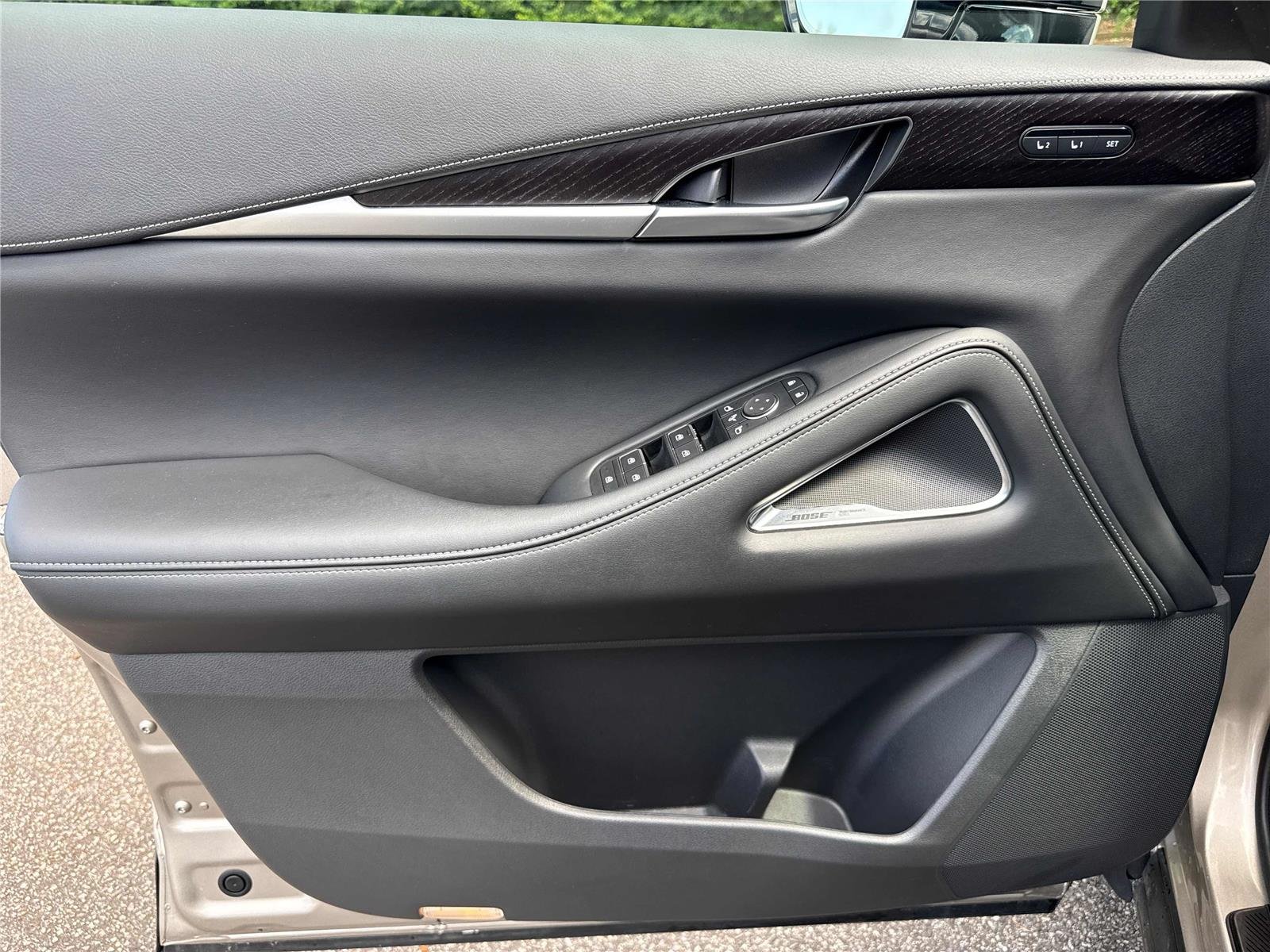 Used 2025 Warm Titanium INFINITI SENSORY image 10
