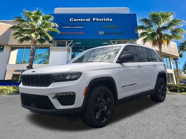 Certified Used 2025 White Jeep Limited image 9