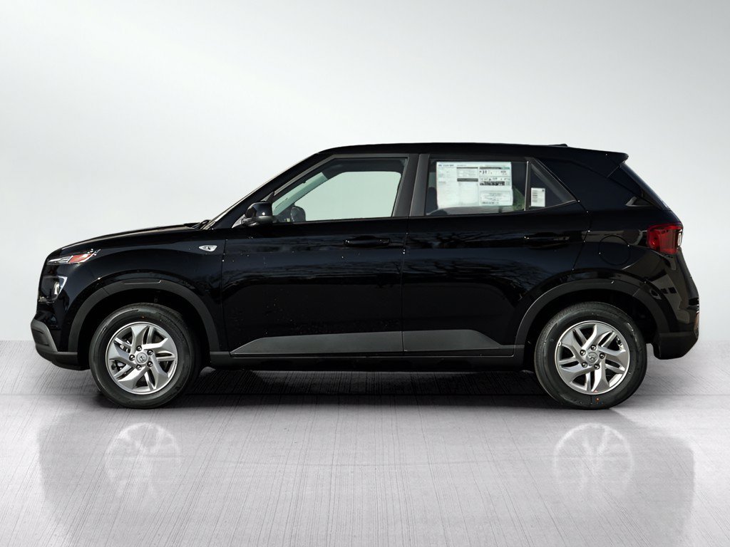 New 2026 Onyx Black Hyundai SE FWD image 4