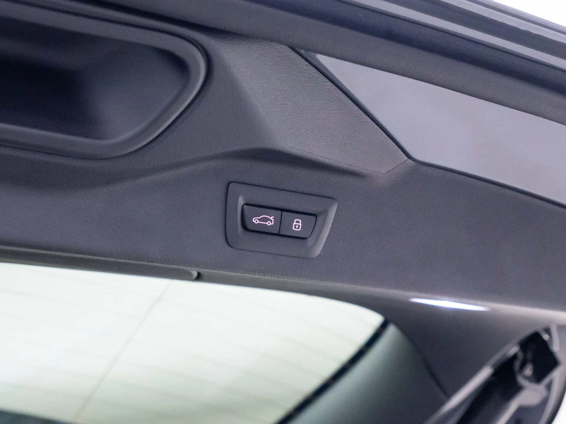 New 2026 Gray BMW xDrive40i image 35