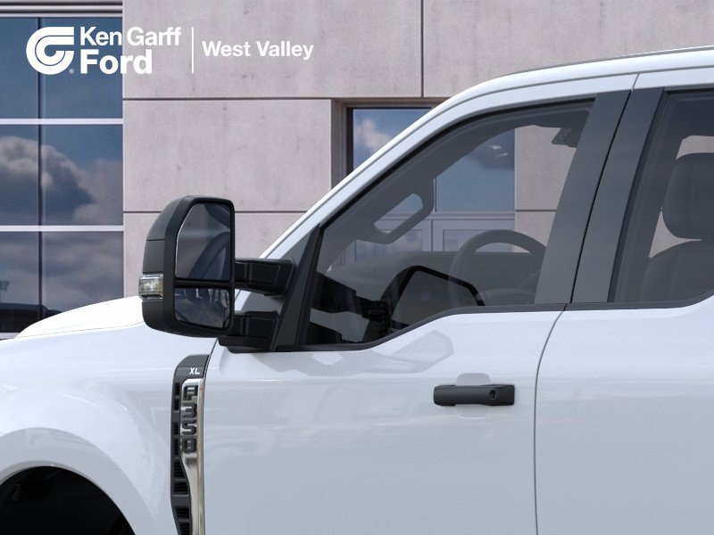 New 2026 Oxford White Ford XL image 21