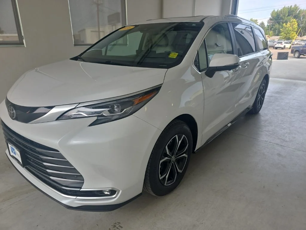 Certified Used 2026 Beige Toyota Platinum image 25