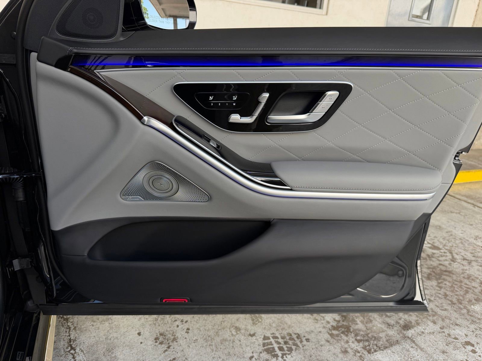 New 2026 Graphite Grey Metallic Mercedes-Benz S 580 image 43