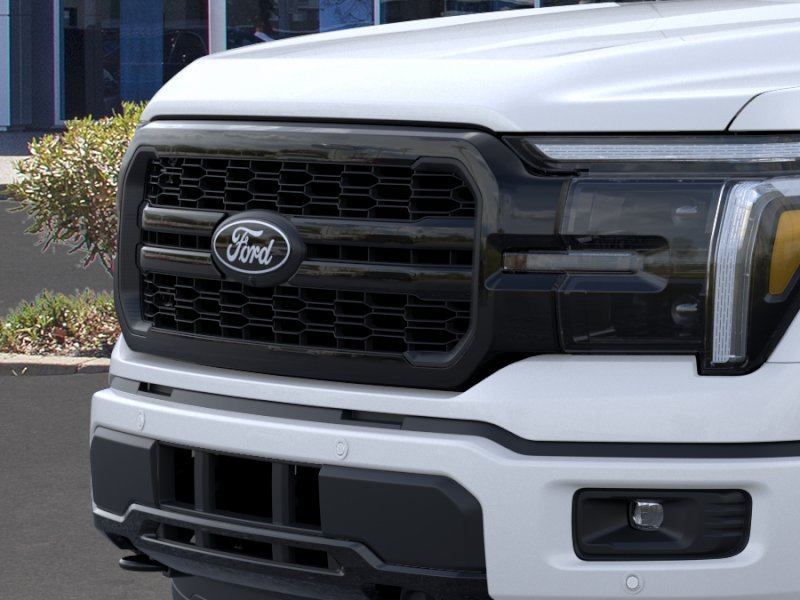 New 2026 Star White Metallic Tri-Coat Ford Lariat® image 17