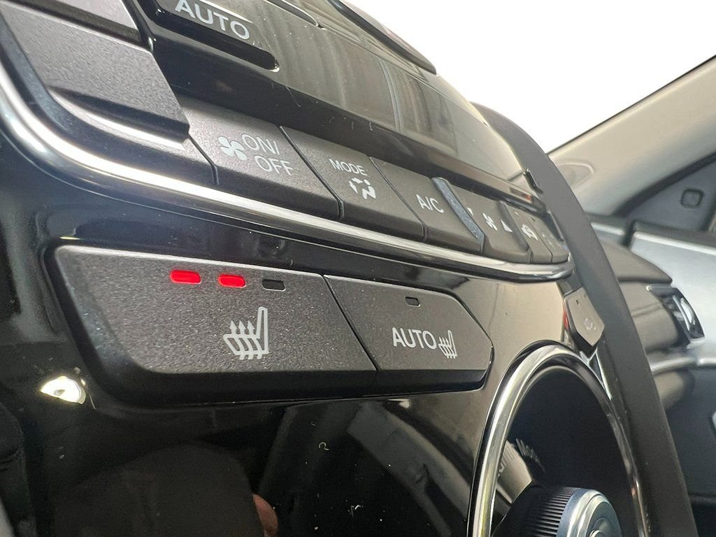 New 2026 Liquid Carbon Metallic Acura Technology Package image 25