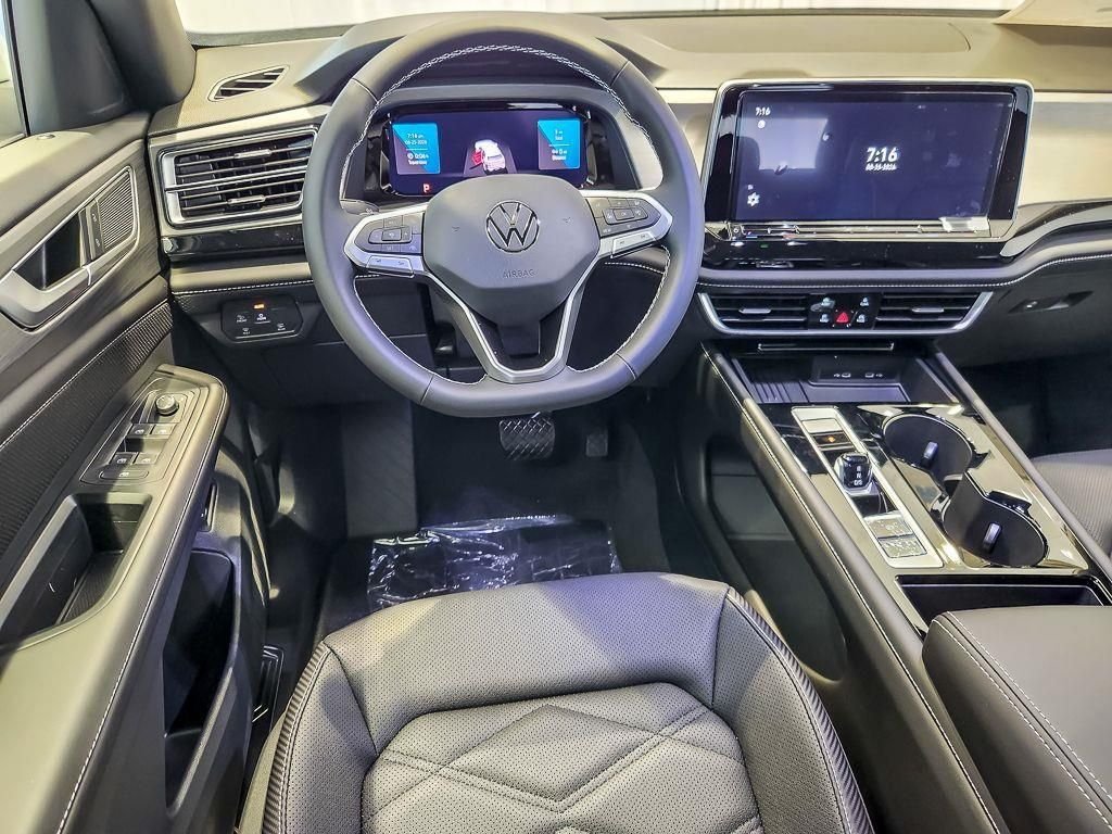 New 2026 Opal White Pearl Volkswagen 2.0T SE w/Technology image 10