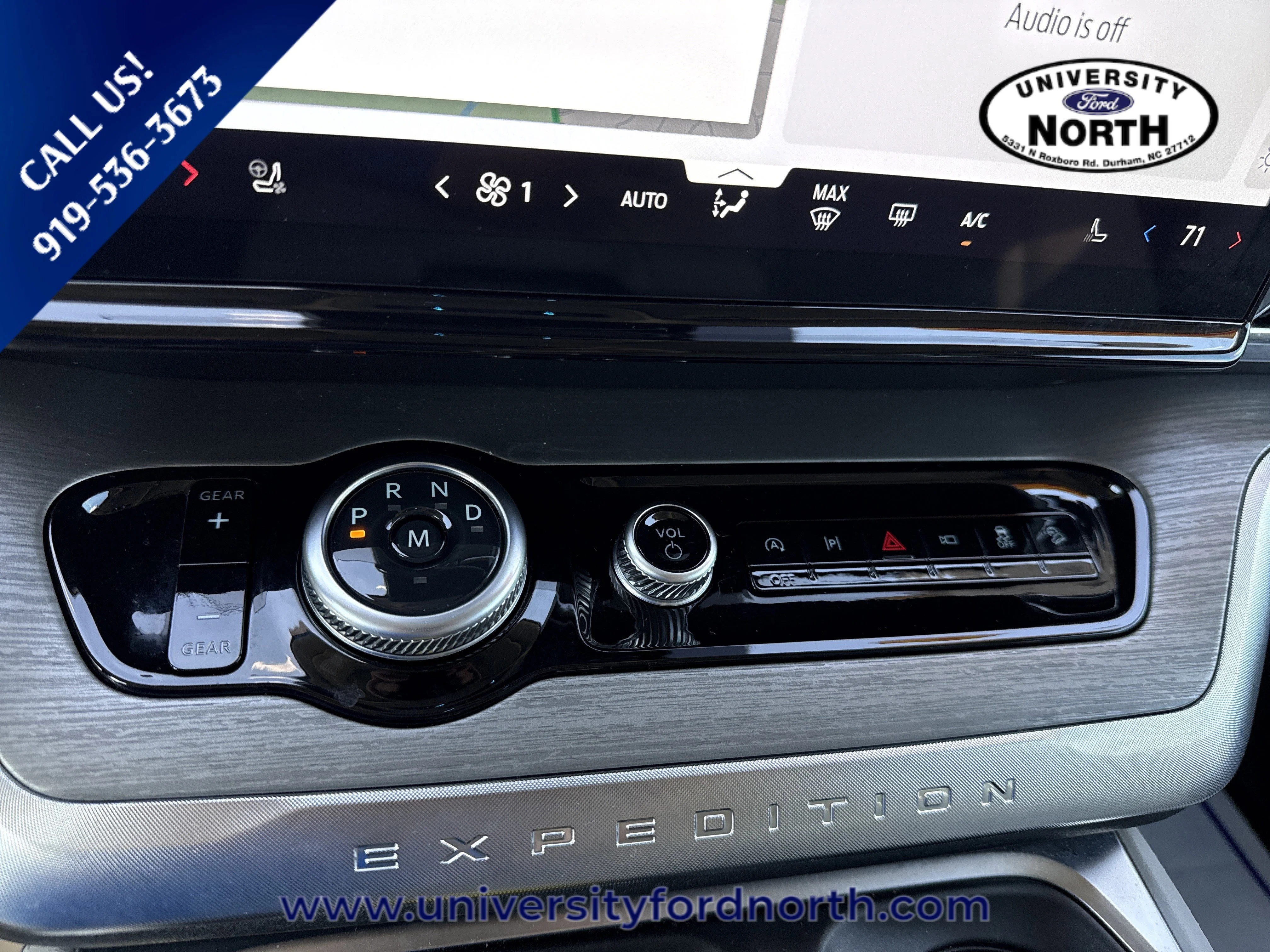 Used 2025 Agate Black Metallic Ford Platinum image 28