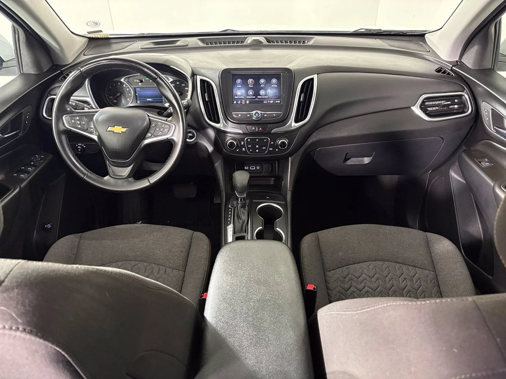Used 2024 White Chevrolet LT image 32