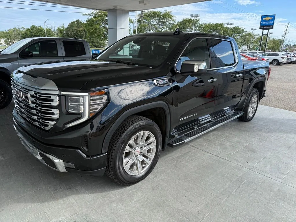 Used 2023 Black GMC Denali image 1
