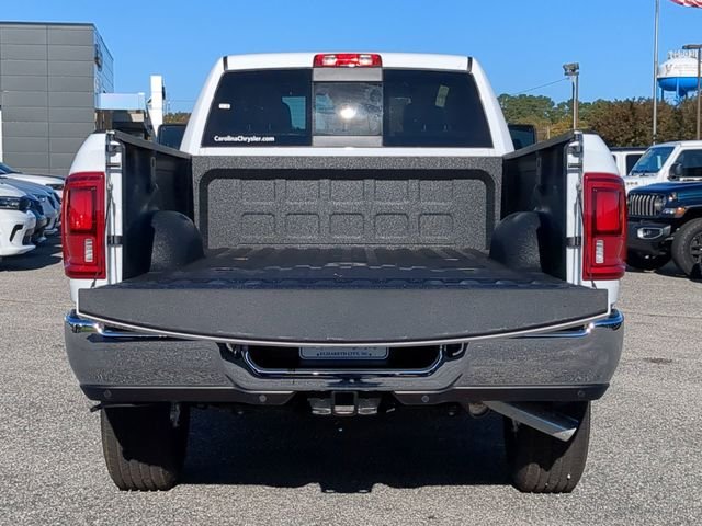 New 2026 Bright White Clear-Coat Exterior Paint RAM Tradesman image 20
