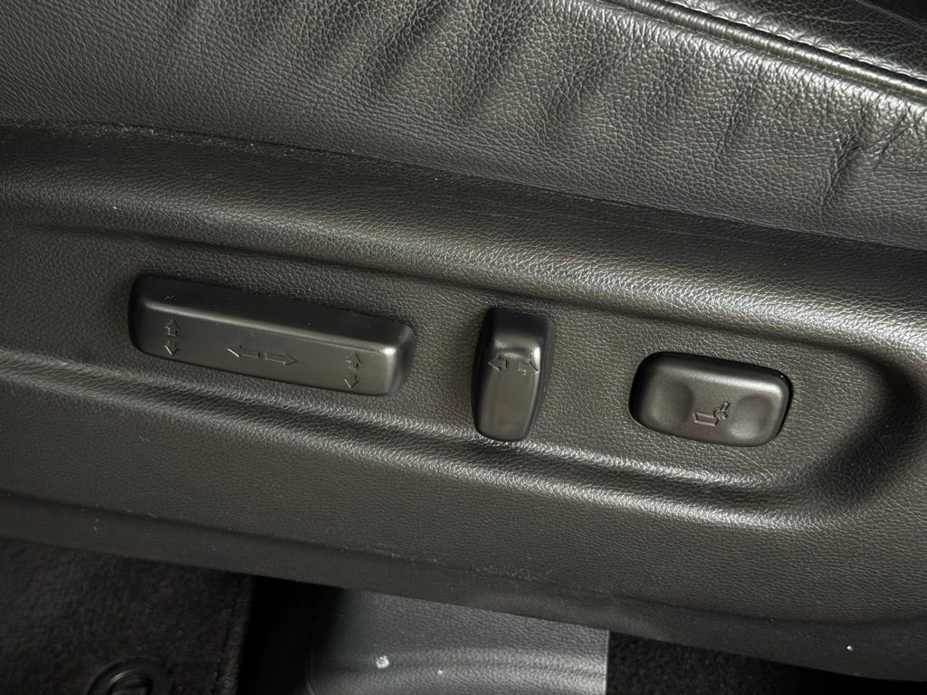 Used 2022 Black Honda Touring image 37