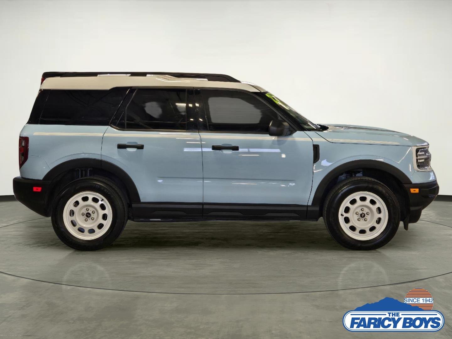 Used 2023 Robins Egg Blue Ford Heritage image 6