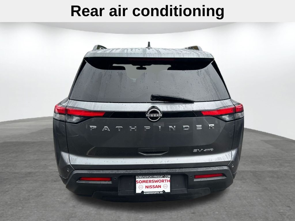 Used 2022 Gray Nissan SV image 7