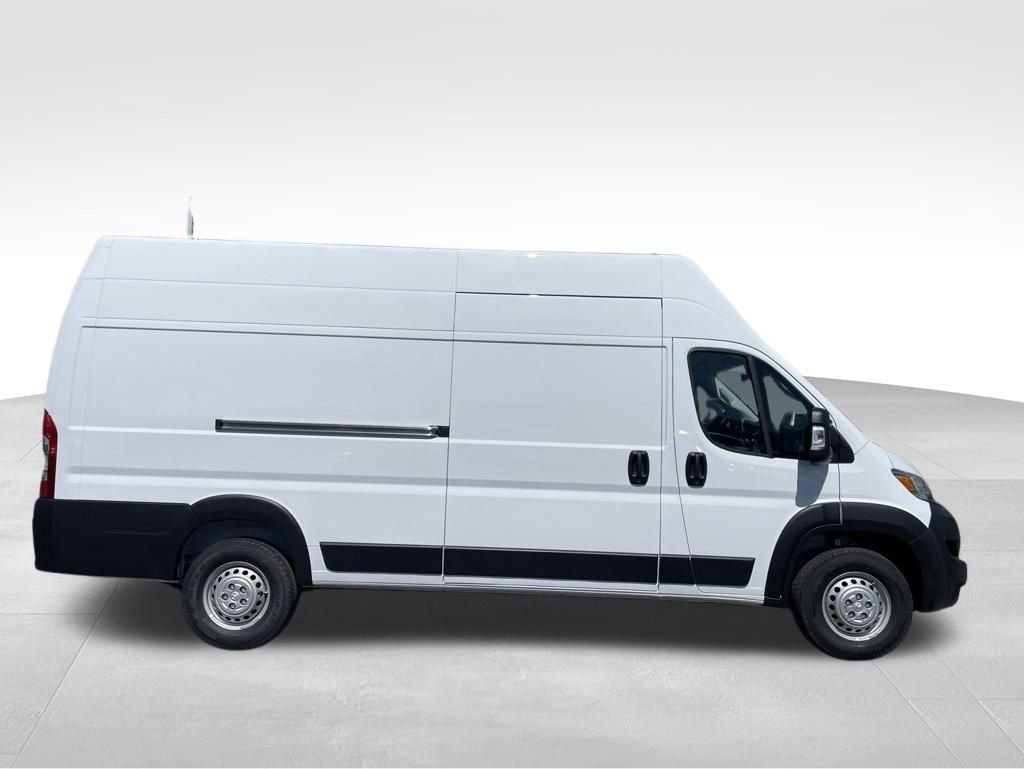 New 2026 Bright White Clear-Coat Exterior Paint RAM Super High Roof image 5