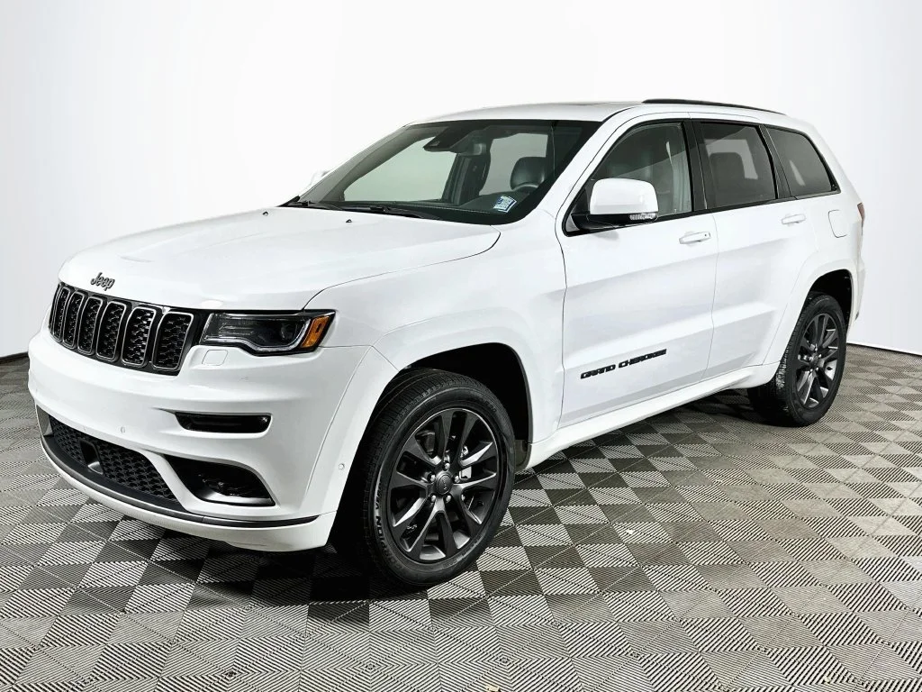 Used 2018 Bright White Clearcoat Jeep High Altitude image 1