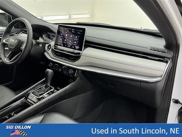 Used 2024 Bright White Clea Jeep Limited image 22