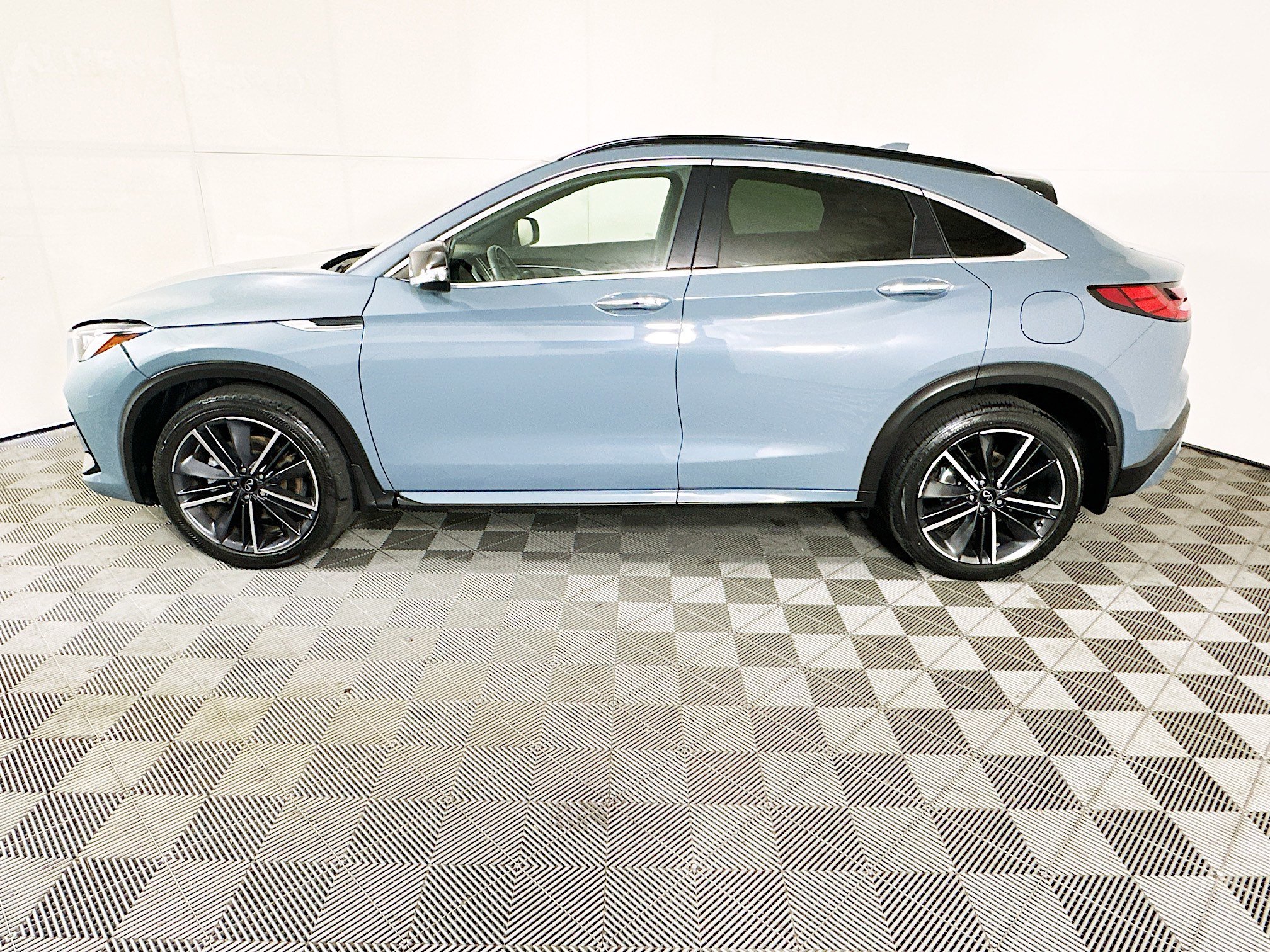 2023 INFINITI QX55 thumbnail 8