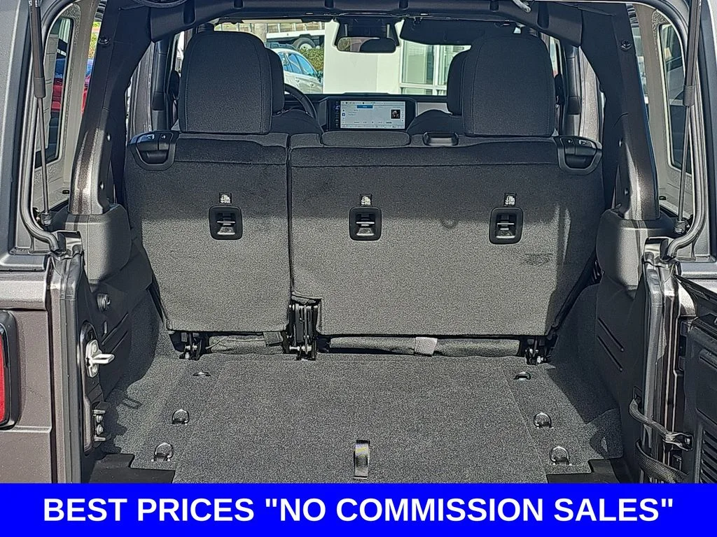 New 2026 Granite Crystal Metallic Clear-Coat Exterior Paint Jeep Willys image 12
