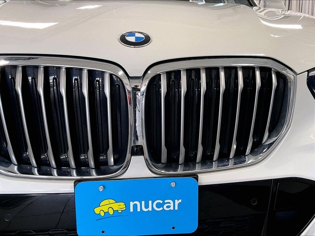 Used 2023 White BMW xDrive40i image 33