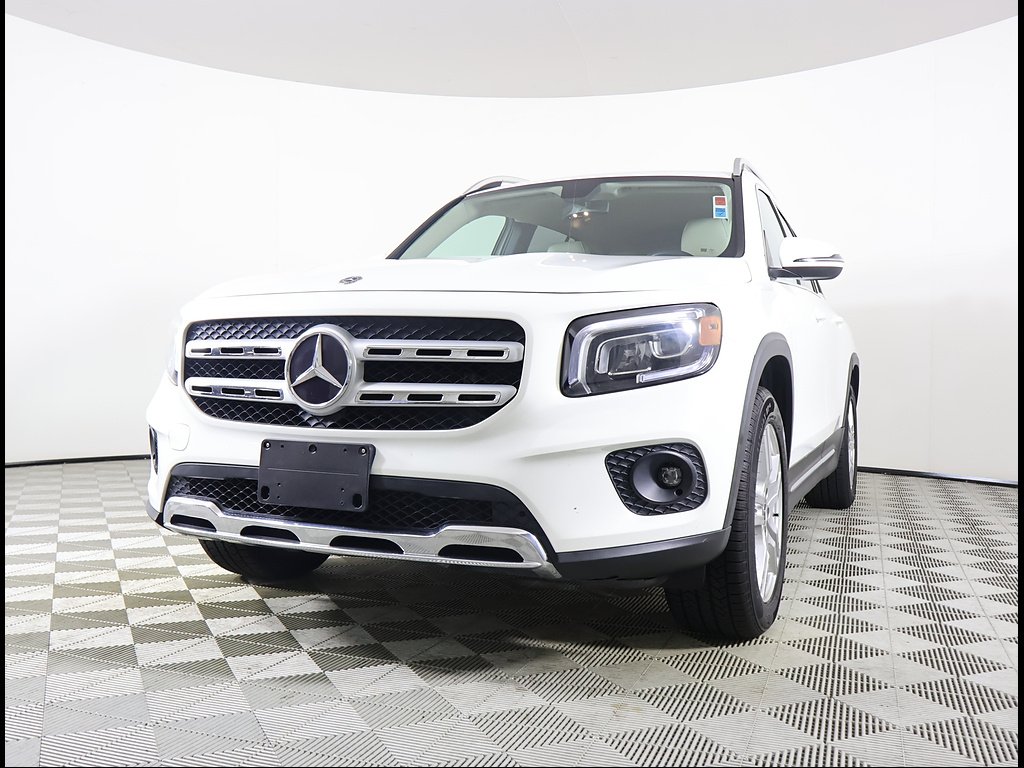 Used 2020 Polar White Mercedes-Benz GLB 250 image 2