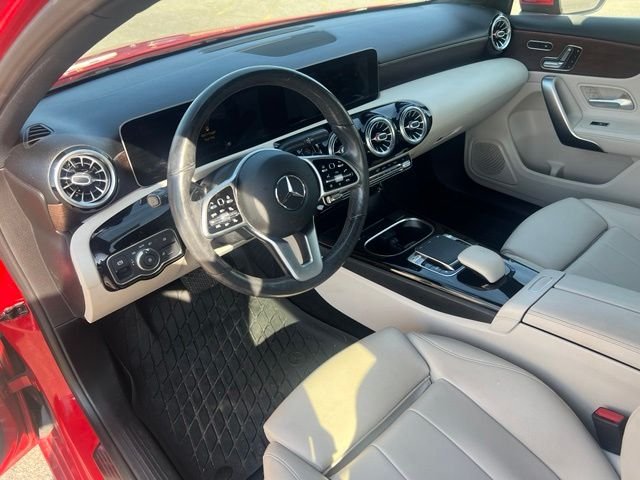Used 2019 Jupiter Red Mercedes-Benz A 220 image 19