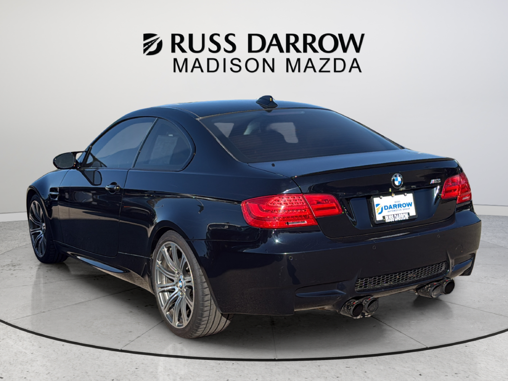 Used 2011  BMW Base image 3