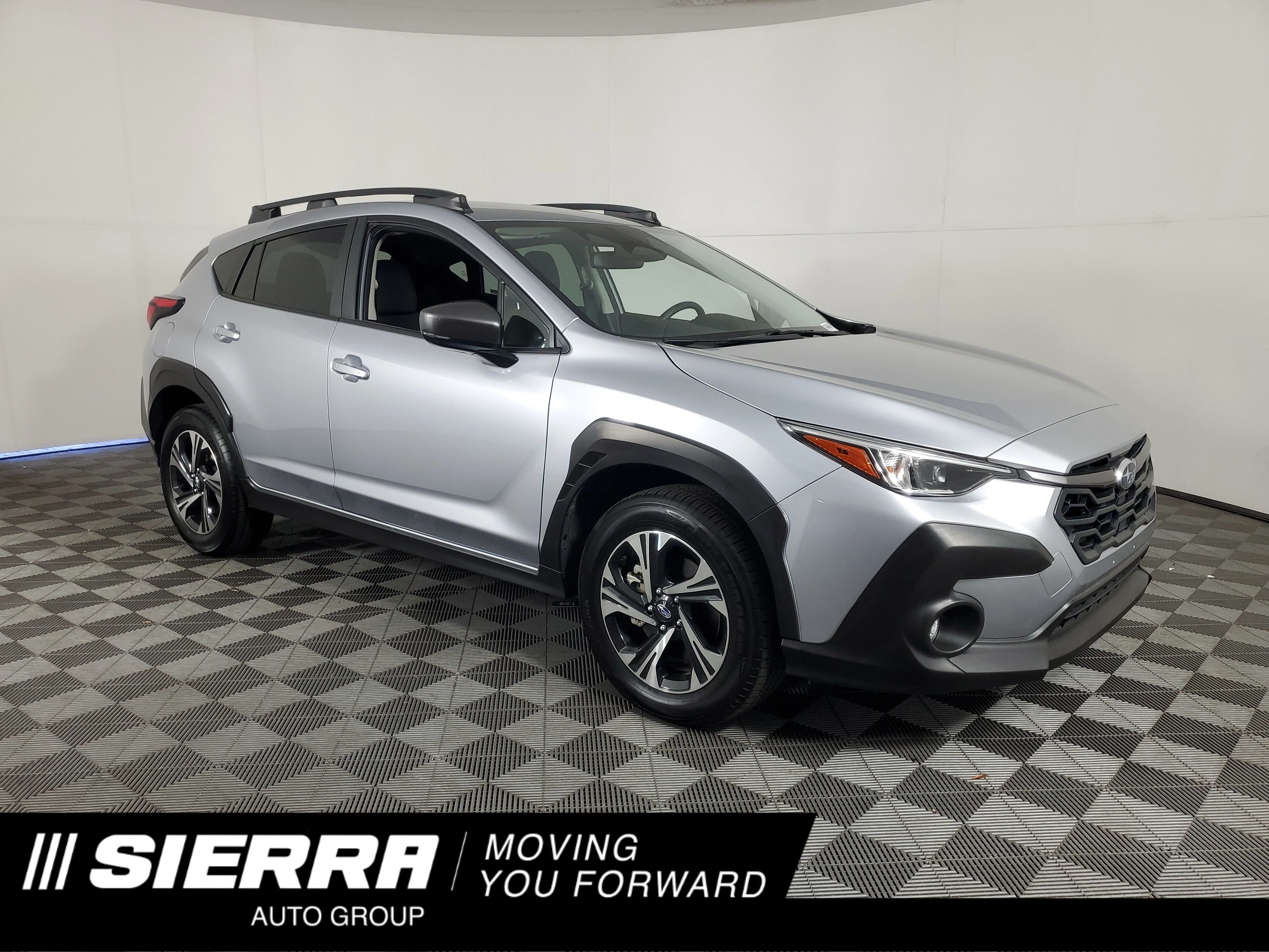 Certified Used 2025 Ice Silver Metallic Subaru Premium image 1