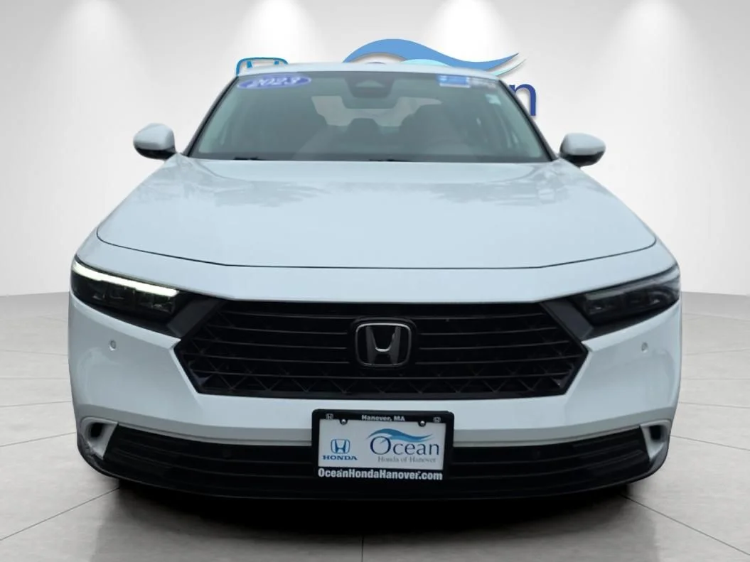 Used 2023 Platinum White Pearl Honda EX-L image 6