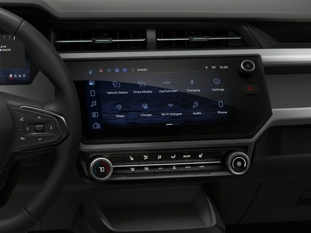 2027 Chevrolet Bolt LT - Photo 6