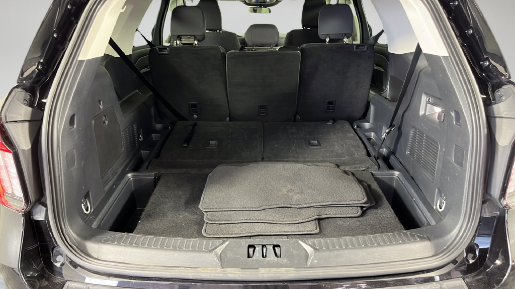 2025 Ford Explorer Active - Photo 38