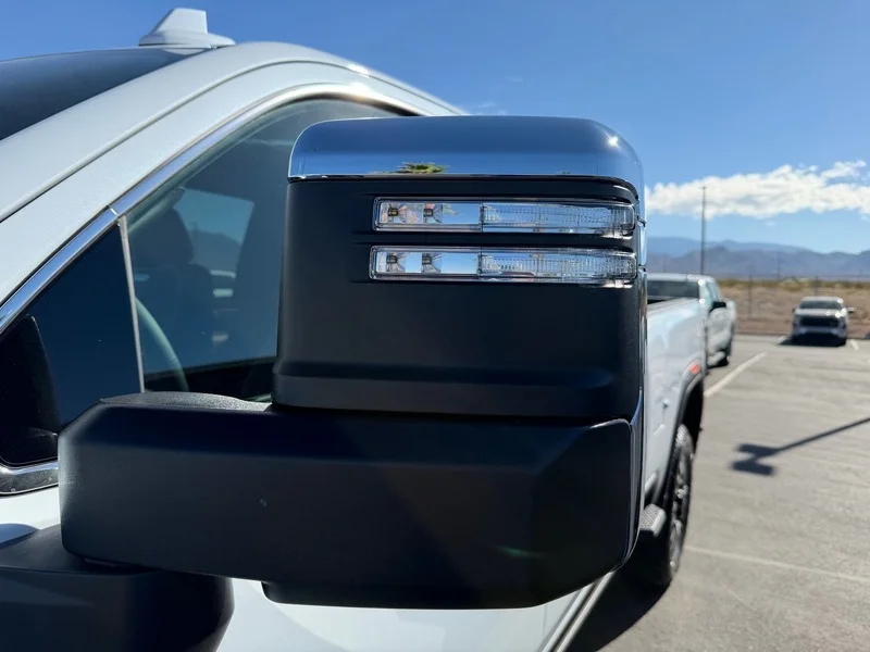New 2026 Glacier White Tricoat GMC Denali Ultimate image 25