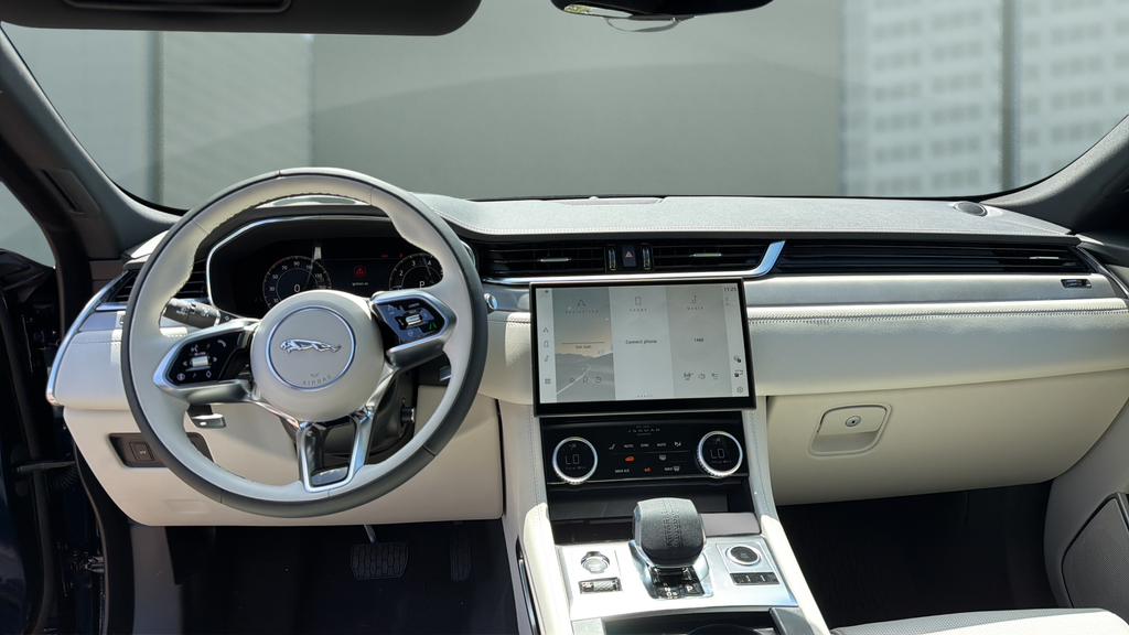 2026 Jaguar F-Pace R-Dynamic S - Photo 16