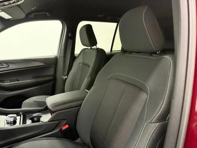 2026 Jeep Grand Cherokee Laredo - Photo 18