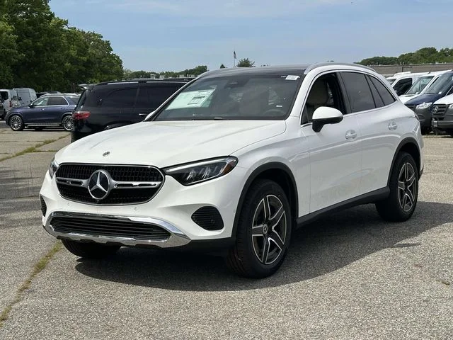 New 2026 White Mercedes-Benz GLC 300 image 7